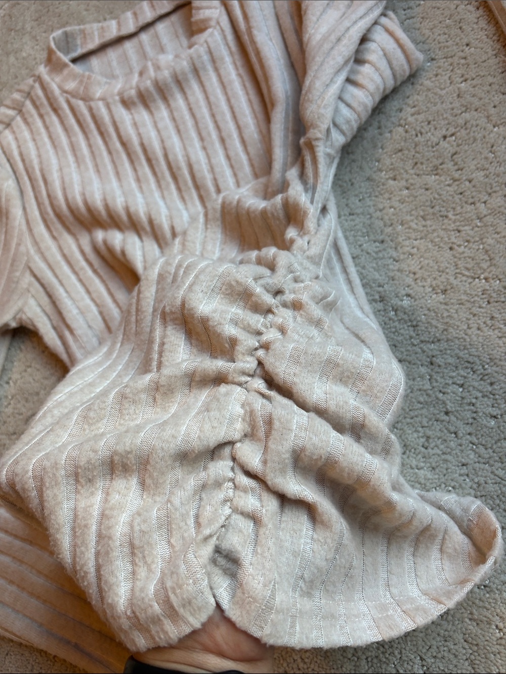 SHEIN Cream Ribbed Long-Sleeve Ruched Side Top - Picture 3 of 3